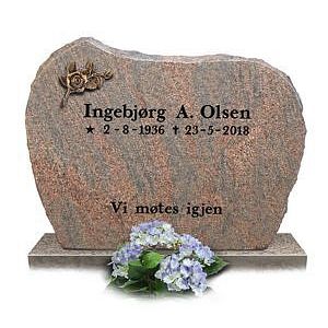 Gravminne gravmonument fra Eide Stein gravstein modell 415 naturflate natur